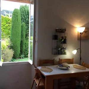 https://appartement-a-100-m-du-village-de-porquerolles.fr-provencehotel.com